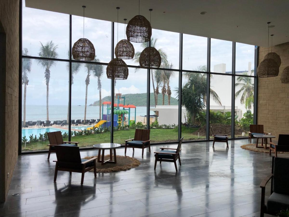 Viaggio Resort Mazatlán Eksteriør billede Lobby
