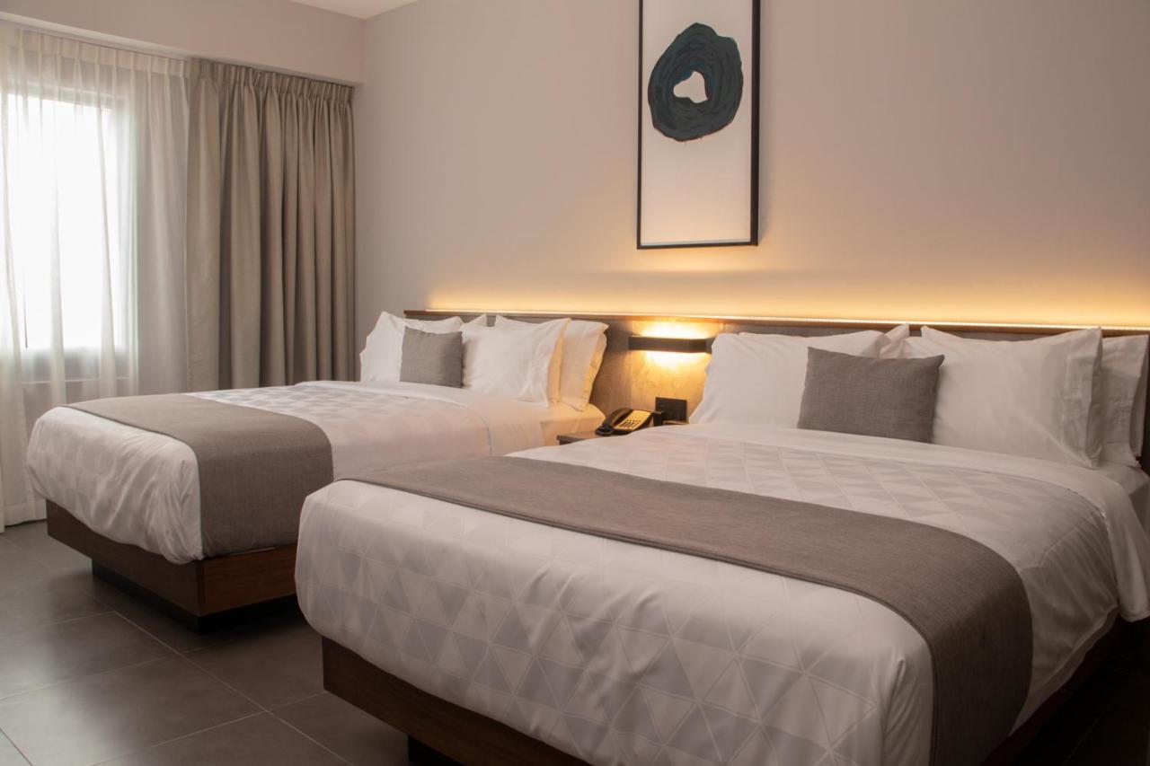 Viaggio Resort Mazatlán Eksteriør billede A room at the hotel