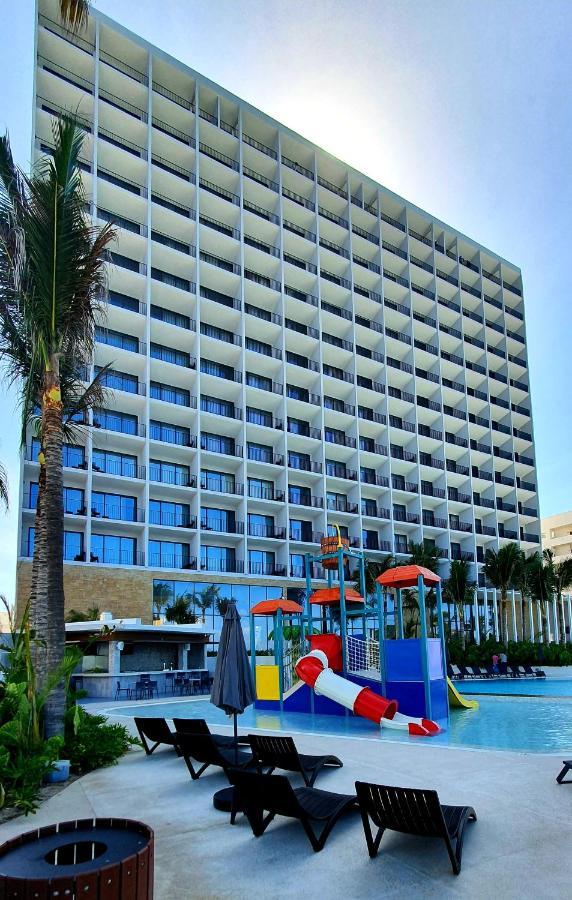 Viaggio Resort Mazatlán Eksteriør billede The Royal